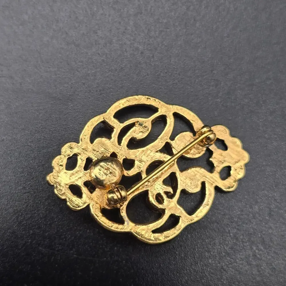 Avon President's Club Gold Tone Brooch Purple Rhinestone Vintage Jewelry